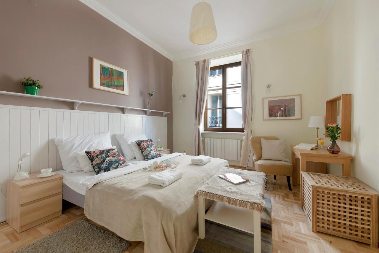 Two Bedroom Apartment For 6 People Варшава Экстерьер фото